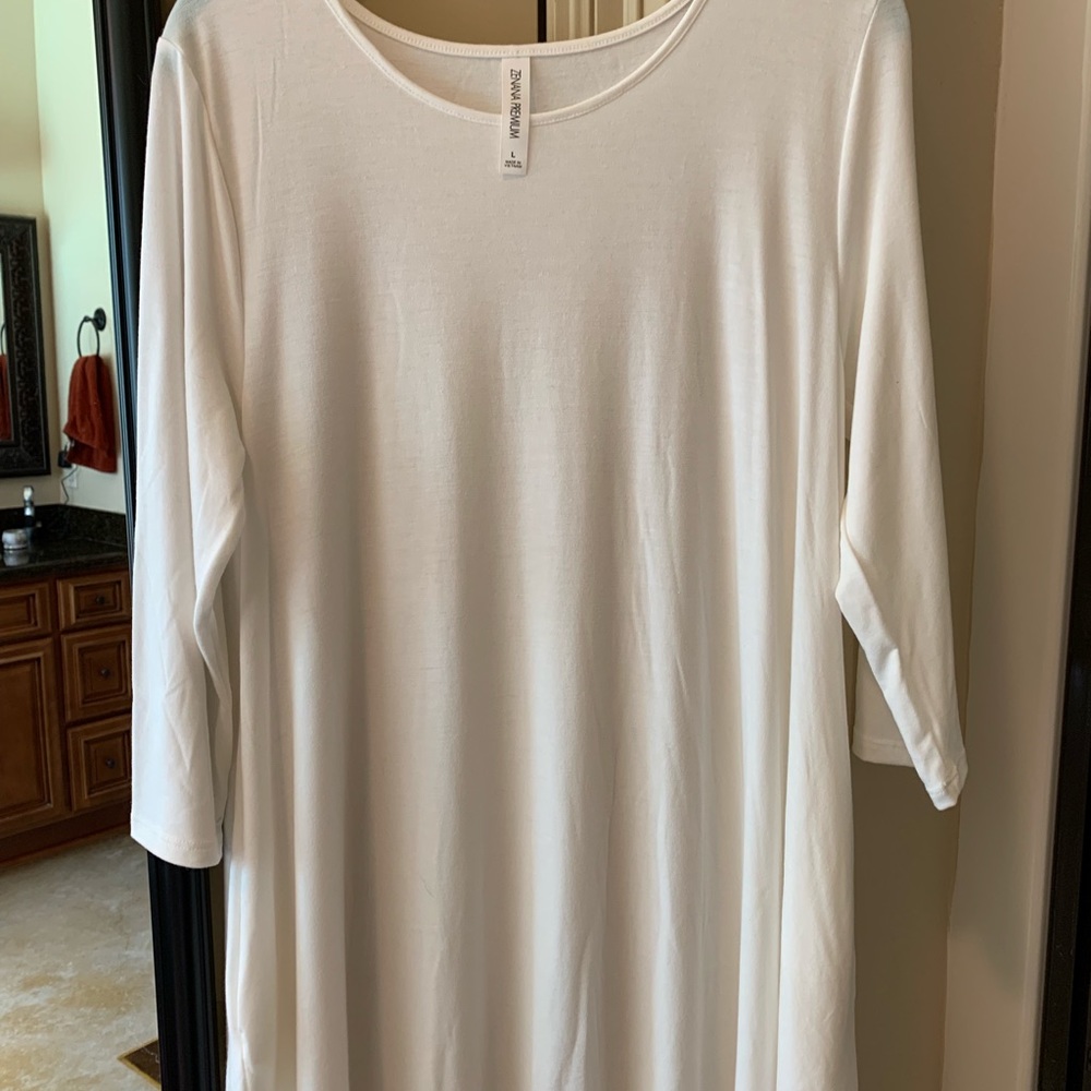 White large long sleeve dress
